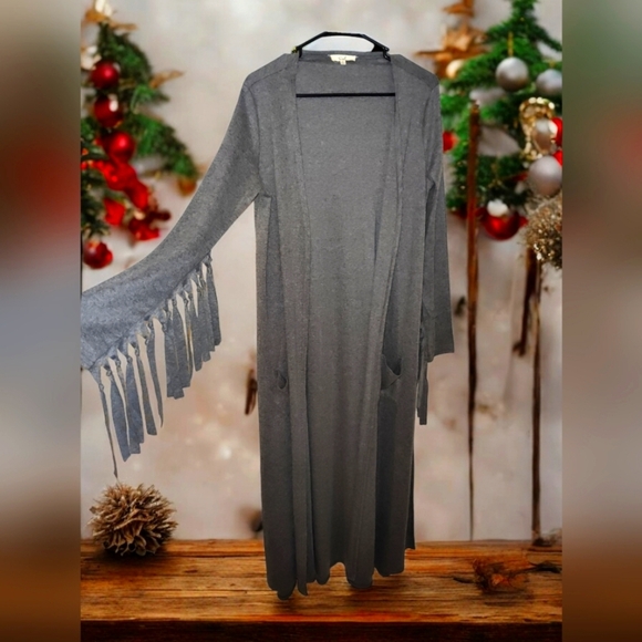 Easel Duster w Fringed Sleeves & Pockets - Picture 1 of 5